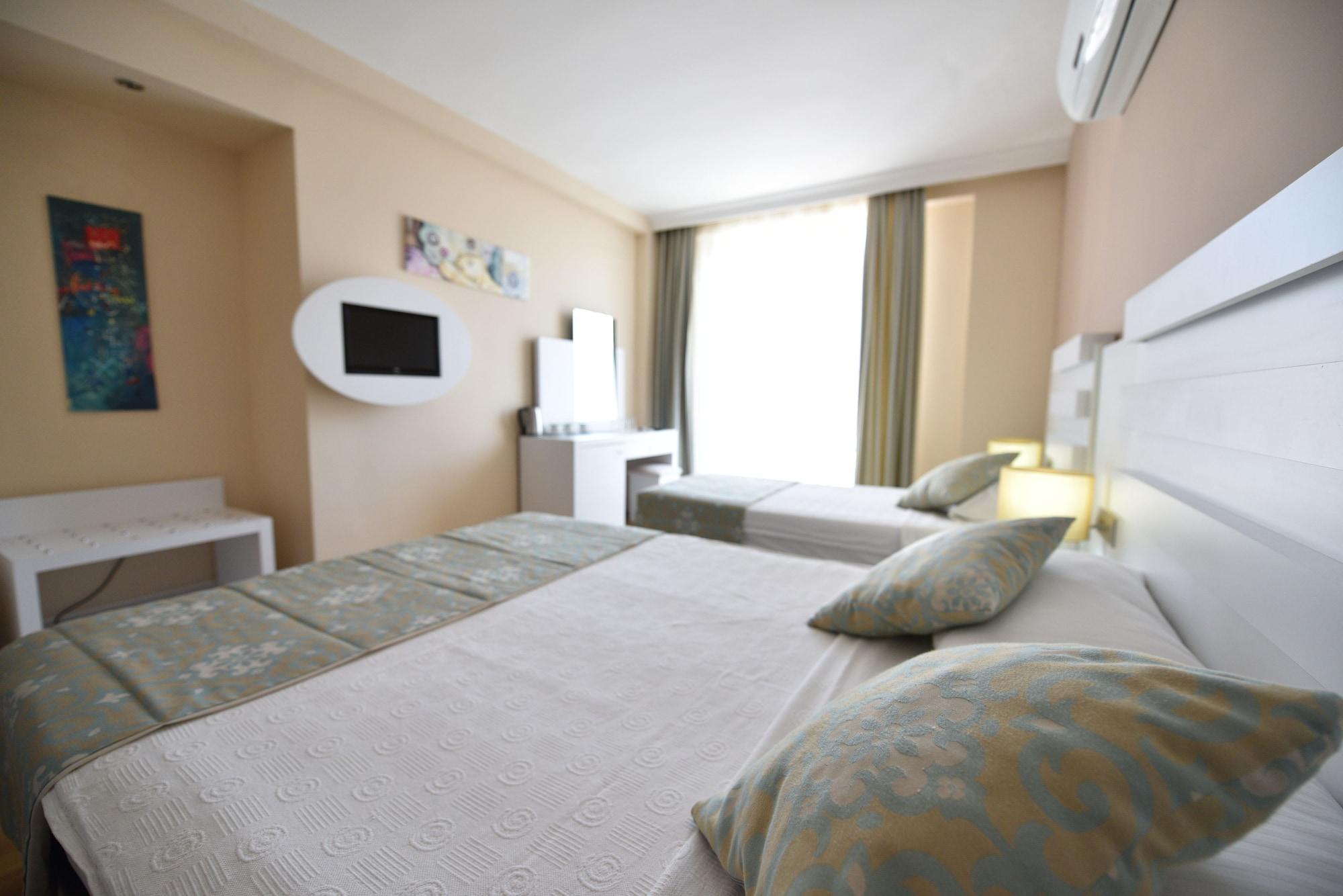 Sahra Su Holiday Village & Spa Oludeniz Exterior photo
